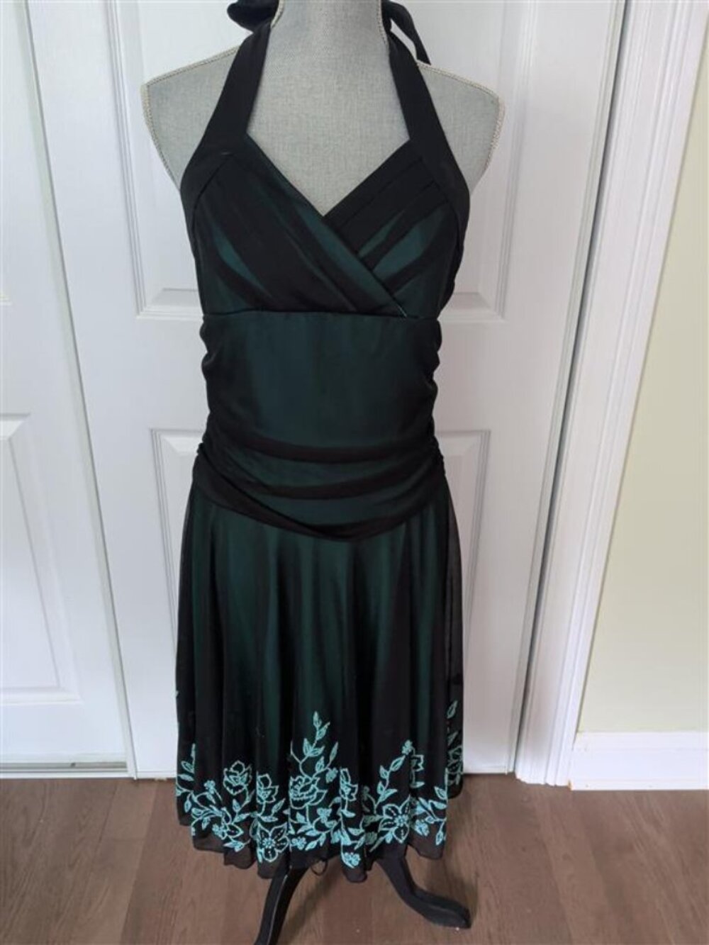 Vintage Jessica Emerald Green Halter Dress – Black Chiffon Overlay